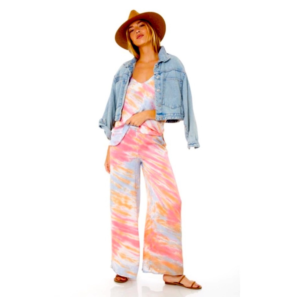 Young Fabulous & Broke Wide Leg Pants. Size: Medium. Excellent condition 🌸